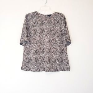 Talbots Animal Print Blouse Short Sleeve Crewneck Flowy Work Top Size 10